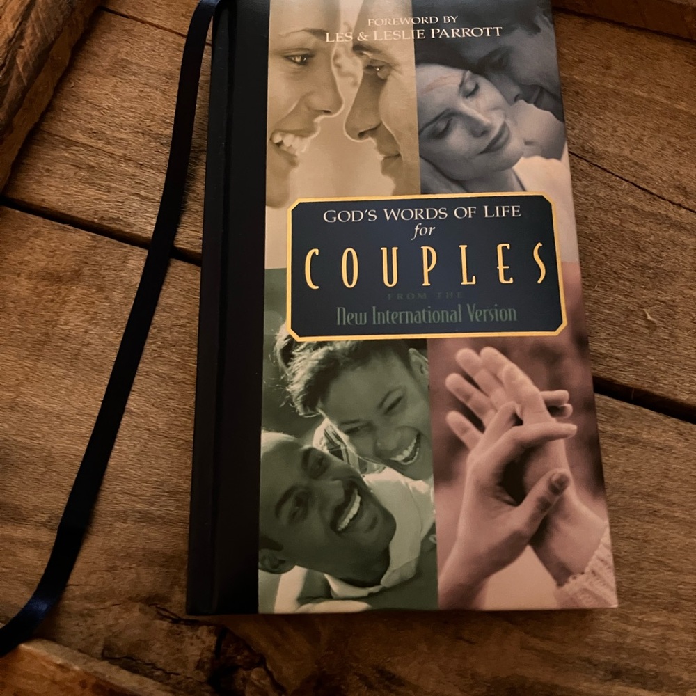 *5 for $25 God's Words of Life for Couples Book